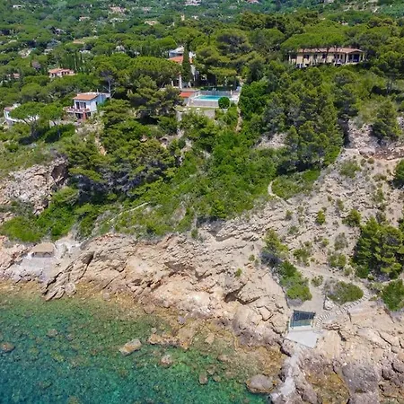 Elba Sunset 别墅 *